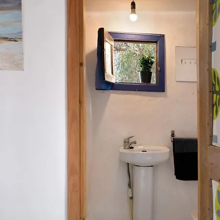 بيت للعطل Aloe Art تيغيسي